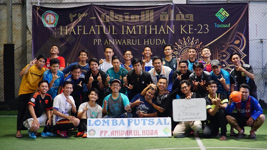 Pondok Pesantren Anwarul Huda melaksanakan kegiatan Lomba Internal Futsal dalam rangkaian acara Haflatul Imtihan (HI) 
